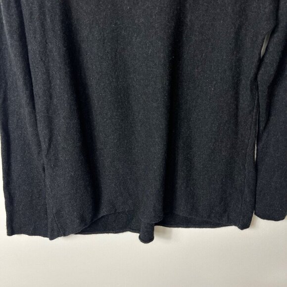 Vince merino wool black cowl‎ neck sweater women’s size large - Picture 3 of 6